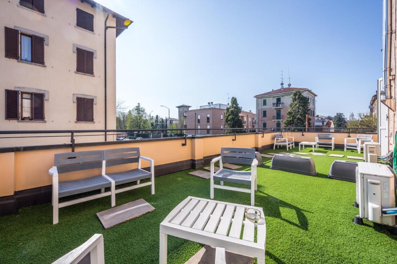 Suite 649 Mono Con Terrazzo Modena Exterior foto